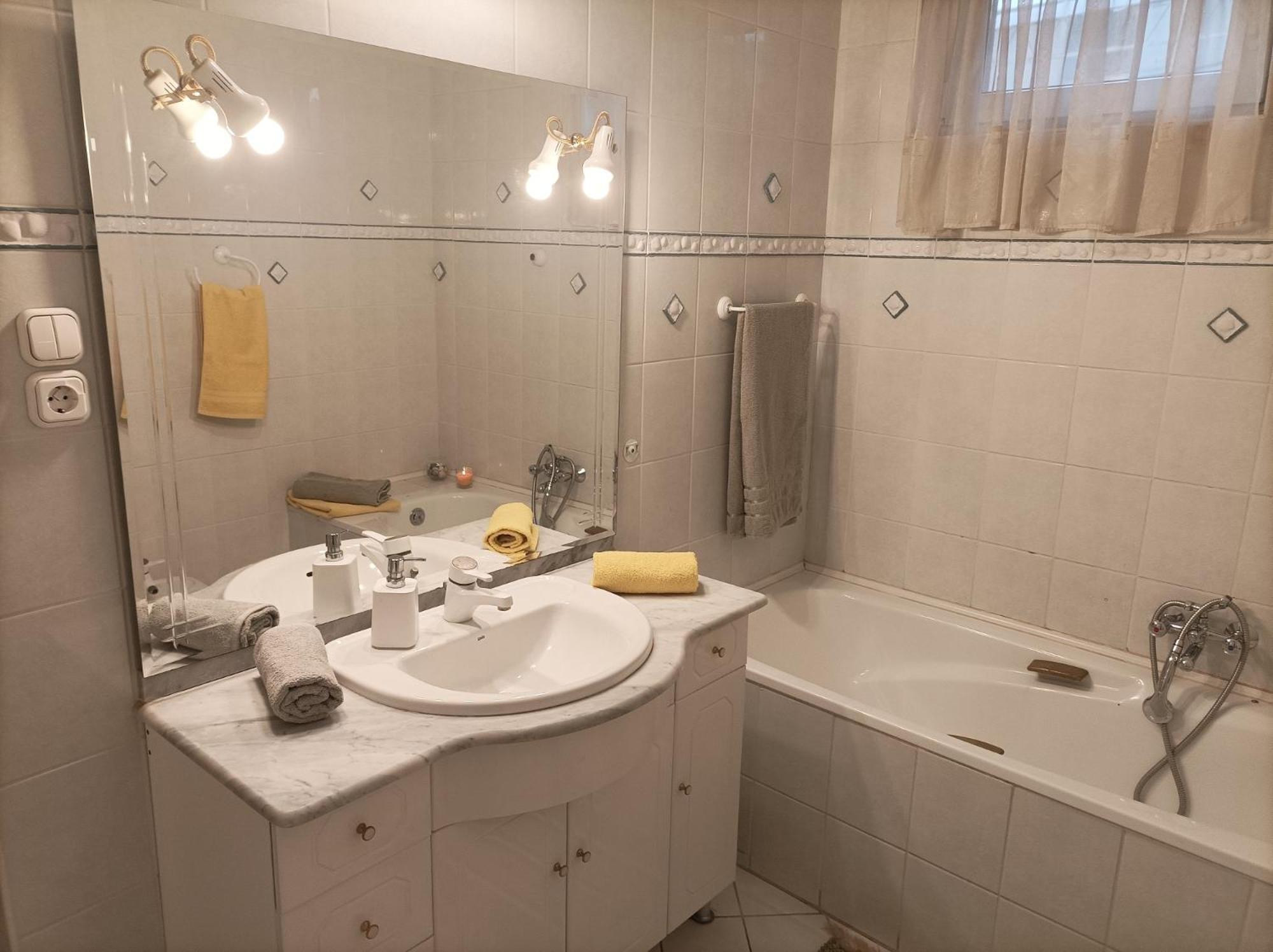 Fonix Apartmanhaz Hajdúszoboszló Zewnętrze zdjęcie