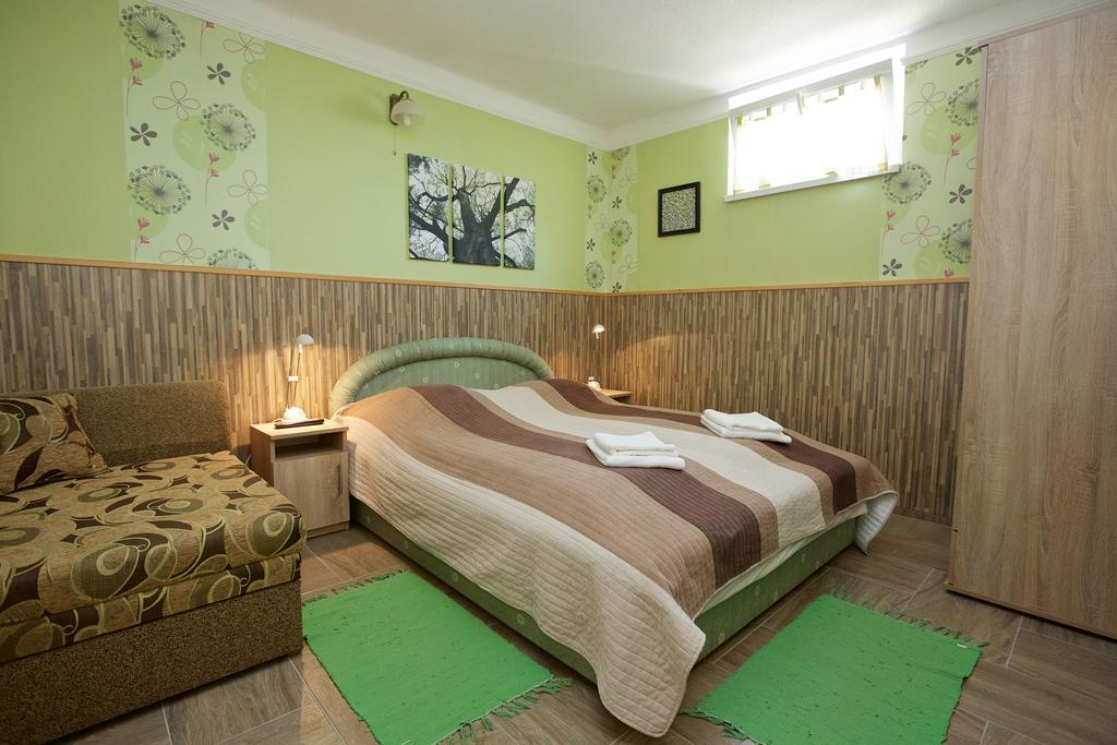 Fonix Apartmanhaz Hajdúszoboszló Zewnętrze zdjęcie