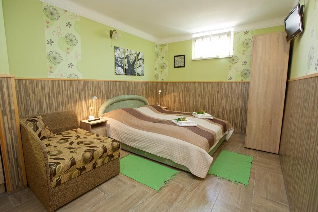 Fonix Apartmanhaz Hajdúszoboszló Zewnętrze zdjęcie